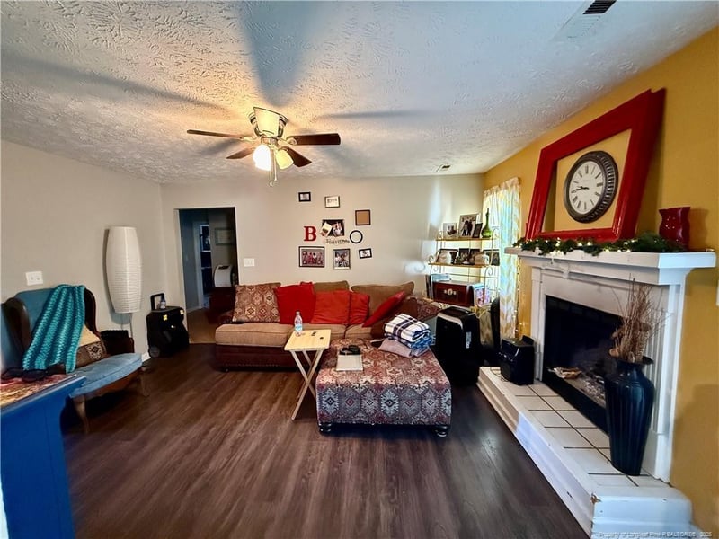 625 Winthrop Ct, Fayetteville, NC 28311