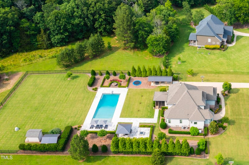 6250 Moinear Ln, Chapel Hill, NC 27514