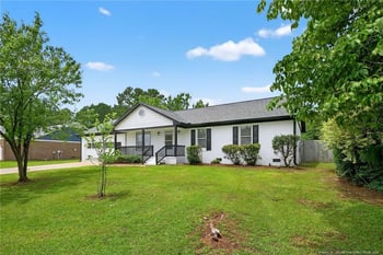 6250 Waldos Beach Rd, Fayetteville, NC 28306