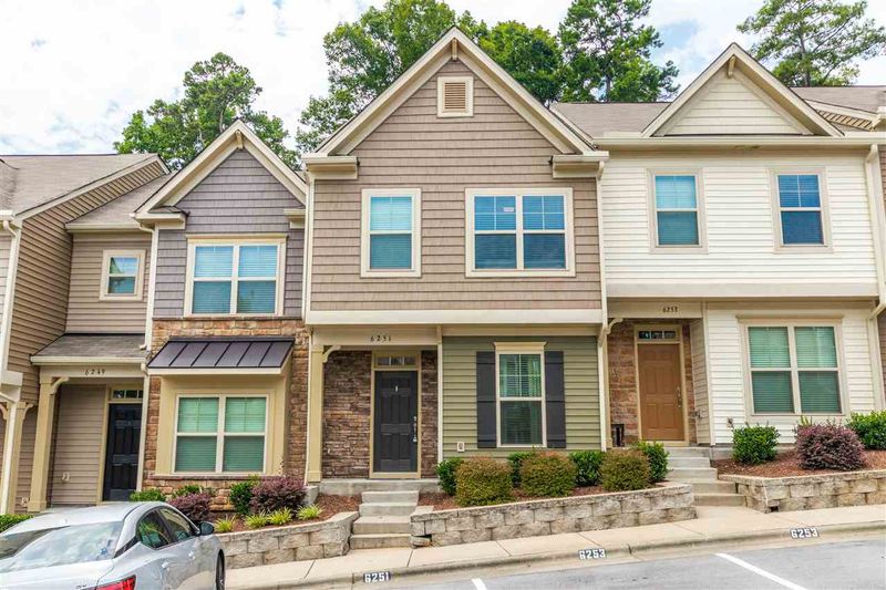 6251 Pesta Ct, Raleigh, NC 27612