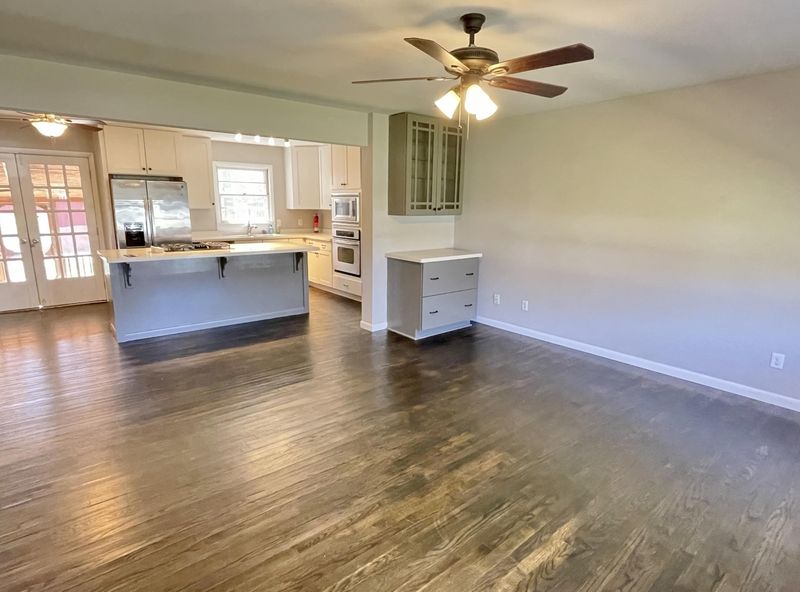 6251 Tryon Rd, Cary, NC 27518