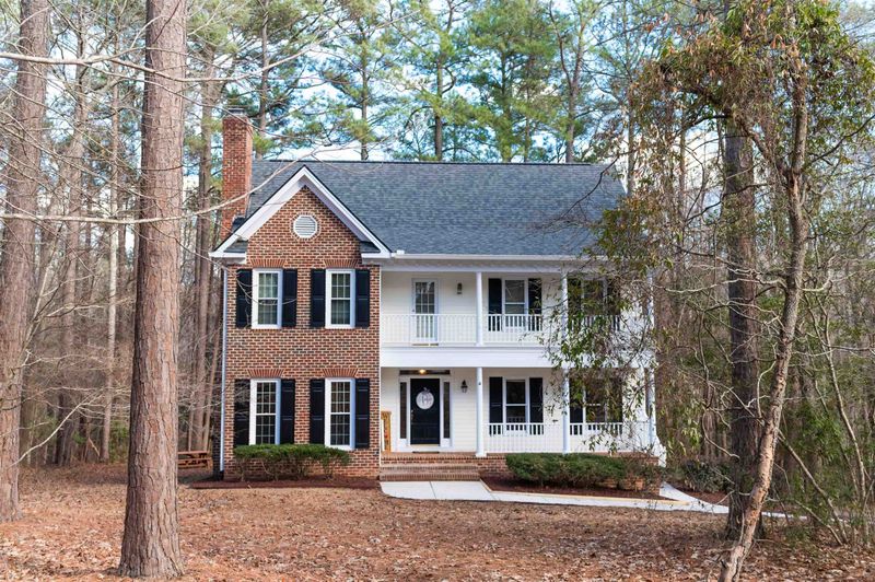 6252 Hampton Ridge Rd, Raleigh, NC 27603