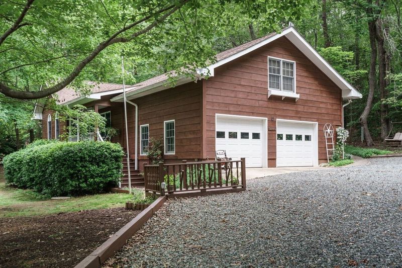 6255 E Us 64 Hw, Pittsboro, NC 27312
