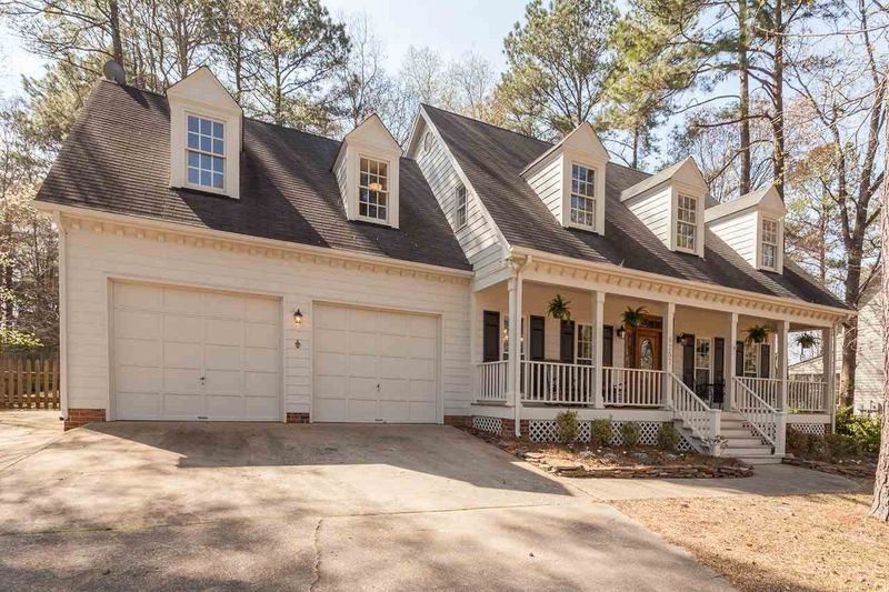 6257 Hampton Ridge Dr, Raleigh, NC 27603