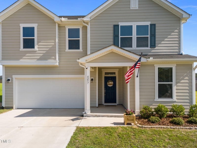6257 Oak Passage Dr, Raleigh, NC 27603