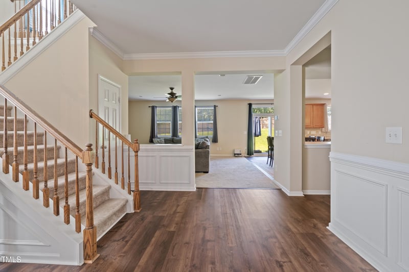 626 Ashburn Ln, Durham, NC 27703