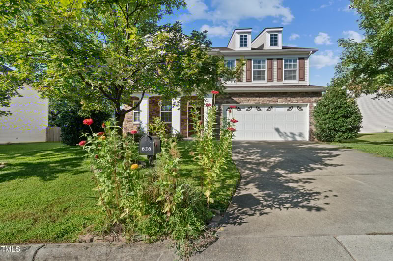 626 Ashburn Ln, Durham, NC 27703