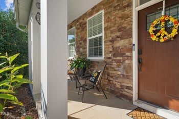 626 Ashburn Ln, Durham, NC 27703