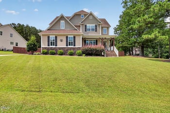626 Bridgeport Cir, Clayton, NC 27527