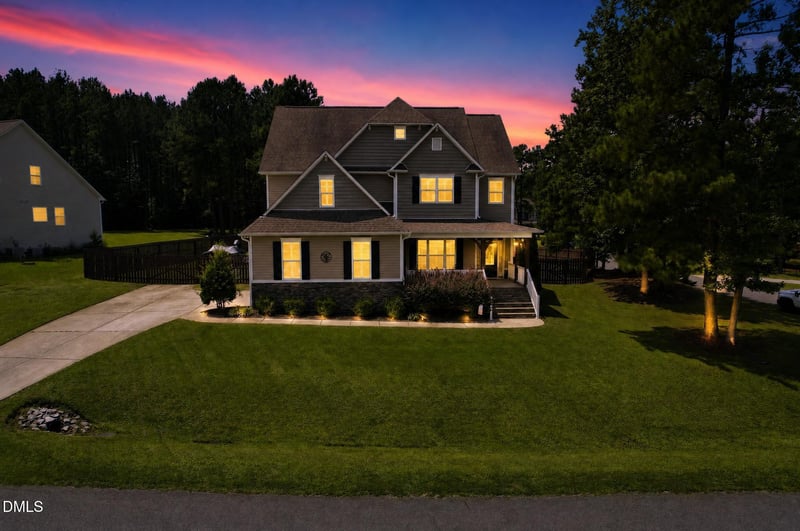626 Bridgeport Cir, Clayton, NC 27527