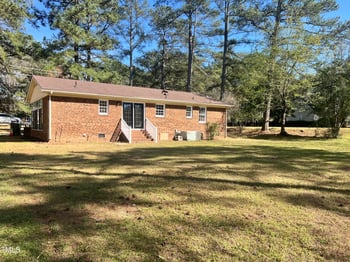 626 Hollybrook Rd, Wendell, NC 27591