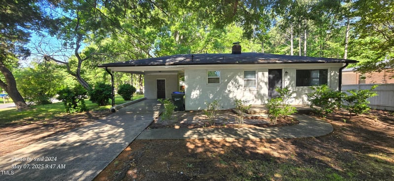 626 Hoover Rd, Durham, NC 27703