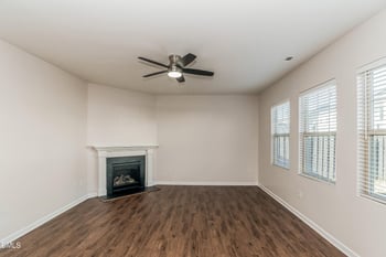 626 Lavenham Ln, Fuquay Varina, NC 27526