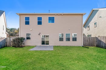 626 Lavenham Ln, Fuquay Varina, NC 27526