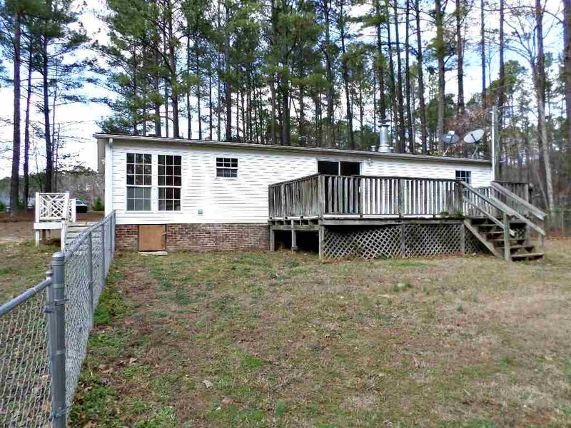 626 Lawrence Rd, Wake Forest, NC 27587