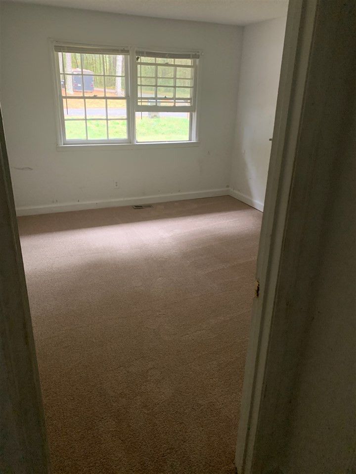 626 Maple Ln, Raleigh, NC 27661
