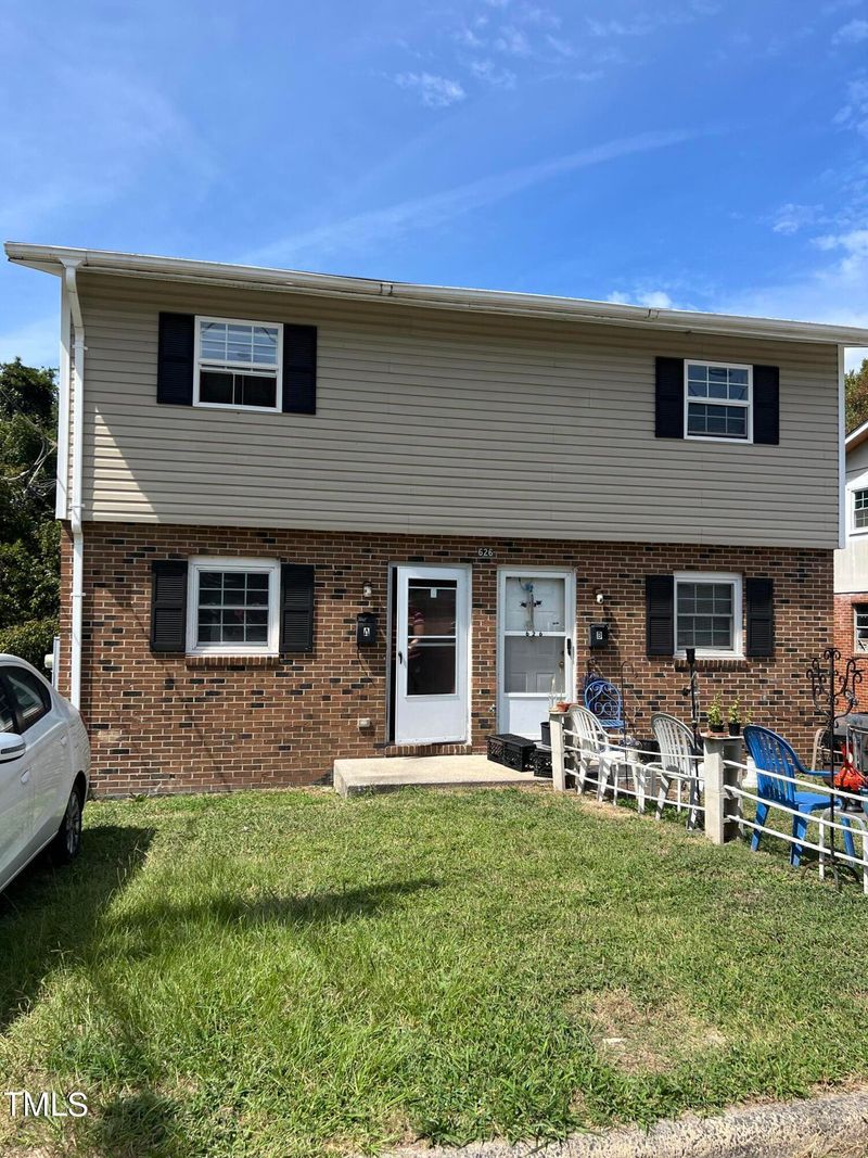 626 Middle St, Durham, NC 27703