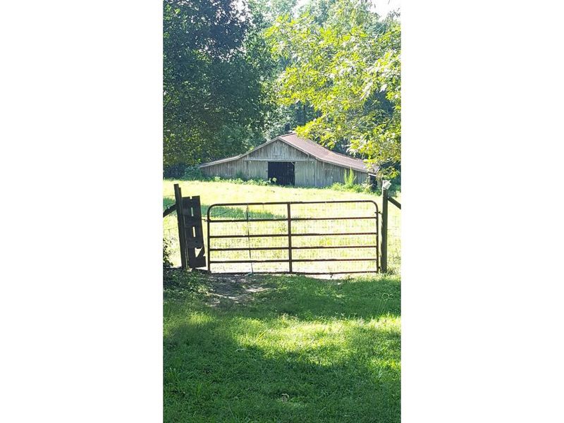 626 W Old Glencoe Rd, Burlington, NC 27217
