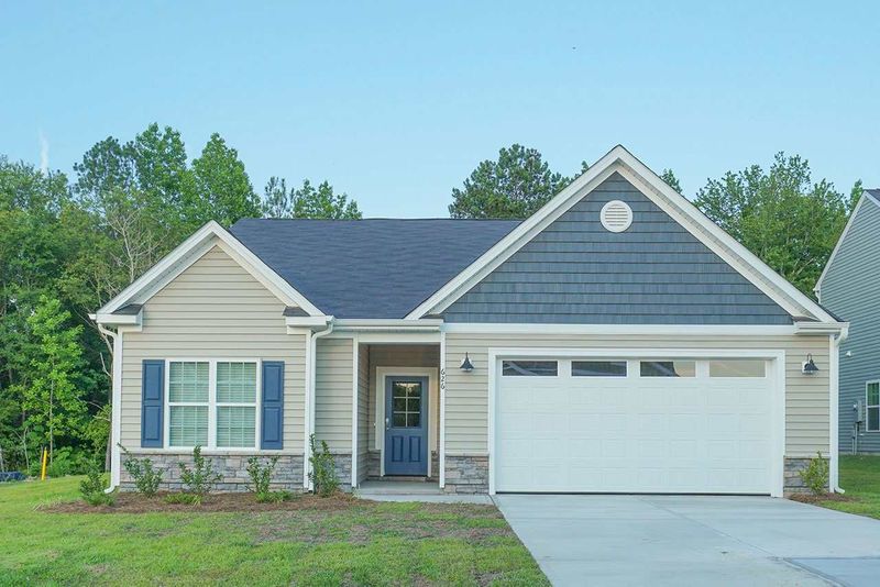 626 Summerwind Plantation Dr, Garner, NC 27529