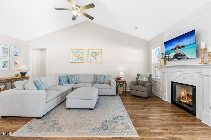 626 S Wilma St, Angier, NC 27501