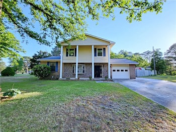6261 Stoney Point Loop, Fayetteville, NC 28306