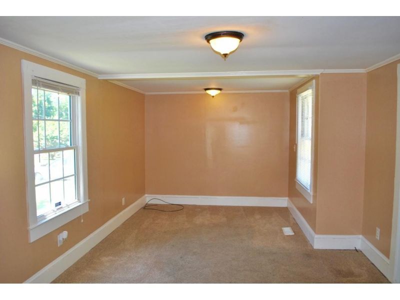 627 Border St, Graham, NC 27253
