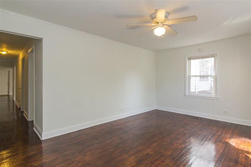 627 W Club Blvd, Durham, NC 27701