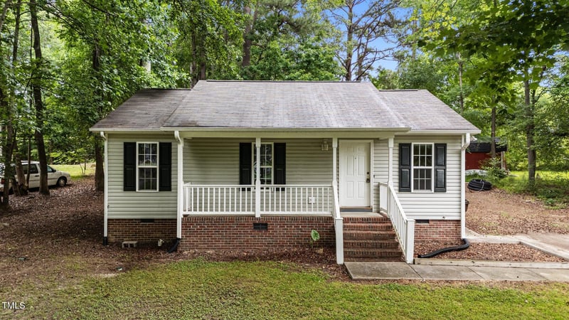 627 Gaslight Trl, Wendell, NC 27591