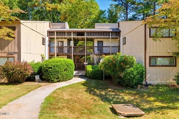 627 Pine Ridge Pl, Raleigh, NC 27609
