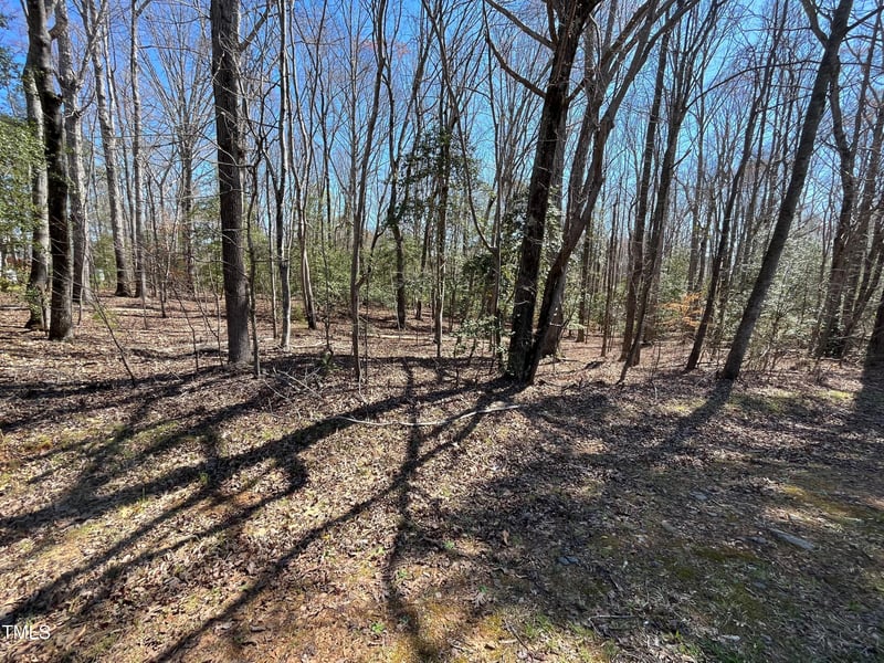627 Shawnee Dr, Louisburg, NC 27549