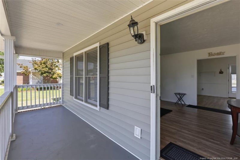 627 Sunnybrook Dr, Hope Mills, NC 28348