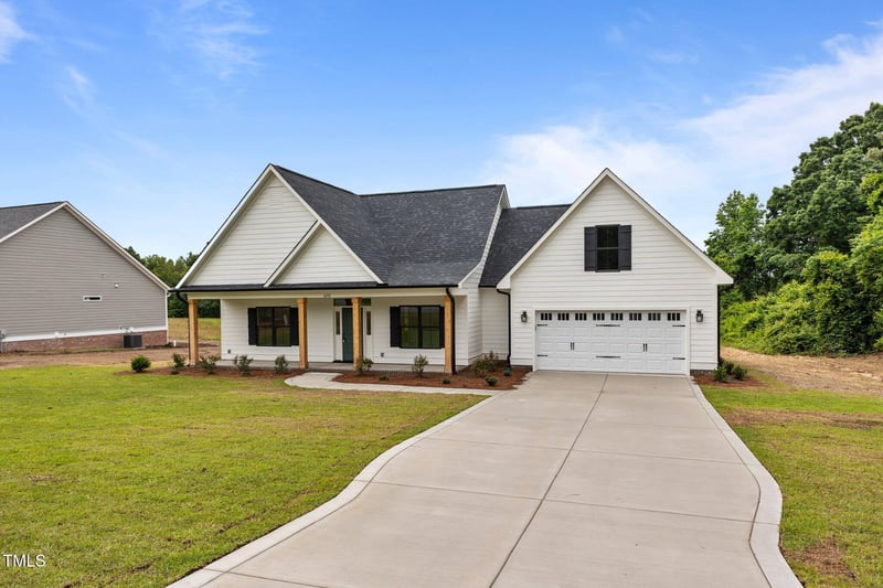 6270 River Rd, Fuquay Varina, NC 27526