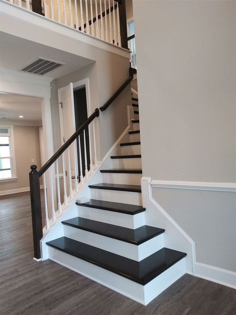 628 Dixon House Ct, Wake Forest, NC 27587
