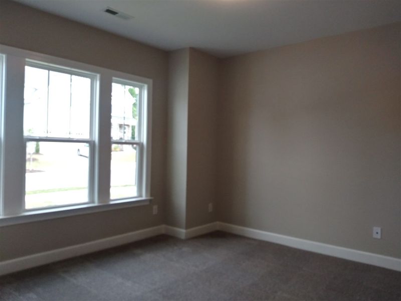 628 Dixon House Ct, Wake Forest, NC 27587