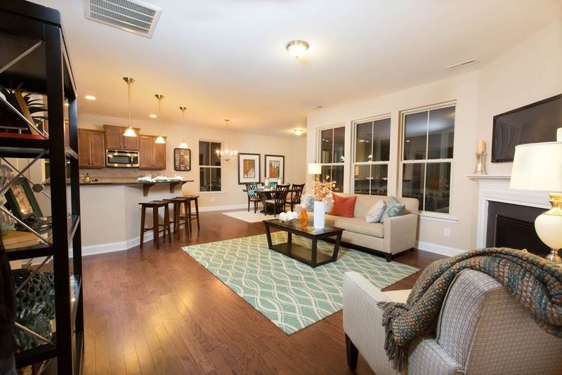628 Fairway Dr, Mebane, NC 27302
