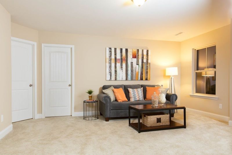 628 Fairway Dr, Mebane, NC 27302