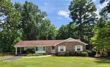 628 Galloway Dr, Fayetteville, NC 28303