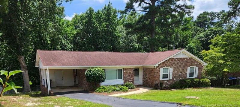 628 Galloway Dr, Fayetteville, NC 28303