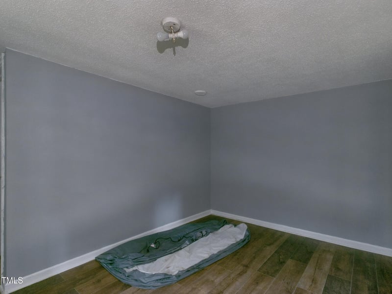 628 Longleaf Ct, Wake Forest, NC 27587
