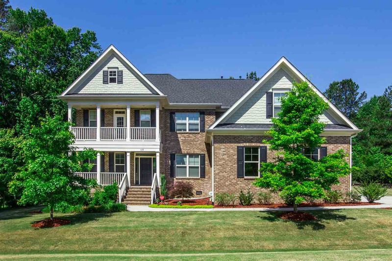 628 Nottely Pl, Cary, NC 27519
