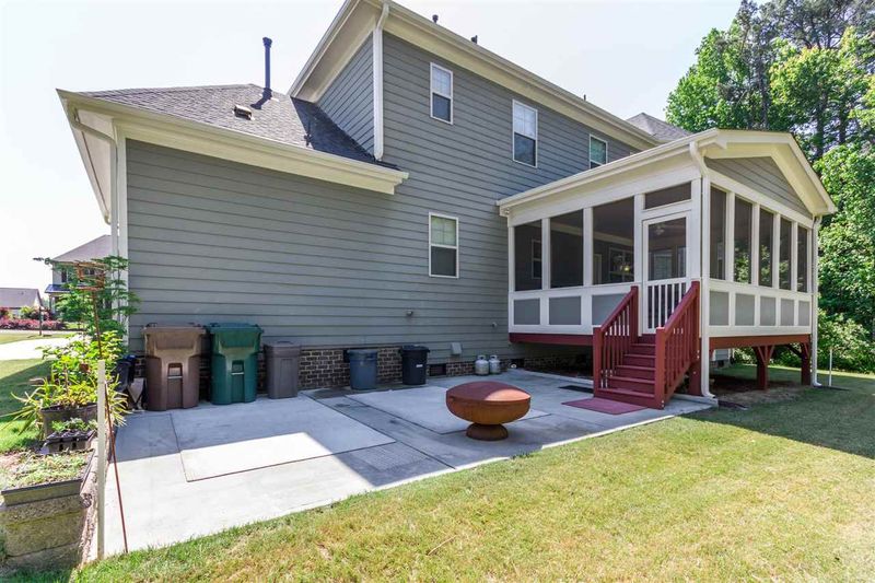 628 Nottely Pl, Cary, NC 27519