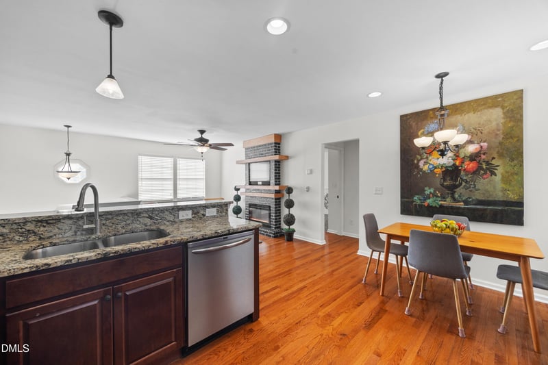 628 Oleander Rd, Raleigh, NC 27603