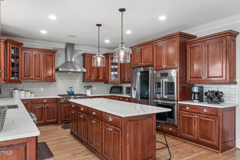 628 Peach Orchard Pl, Cary, NC 27519