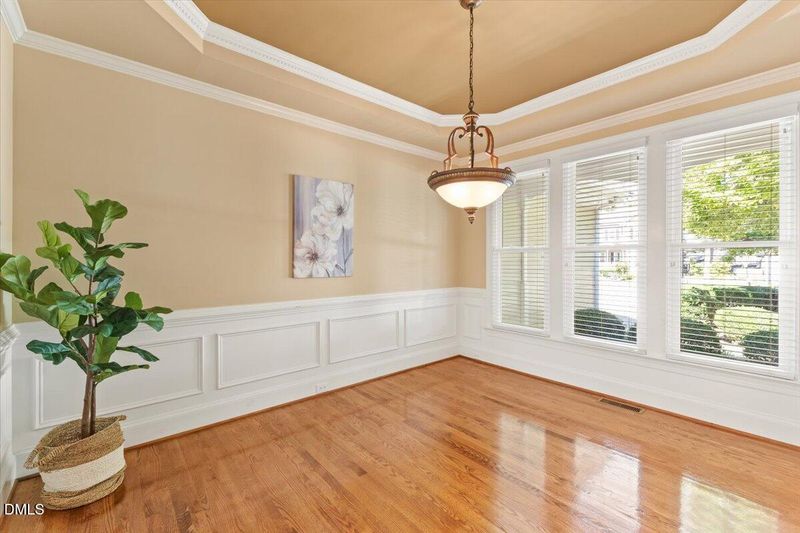 628 Sarah Lawrence Ct, Raleigh, NC 27609