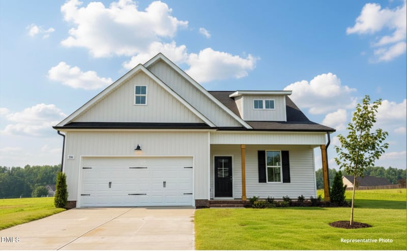 628 Springtooth Dr, Zebulon, NC 27597