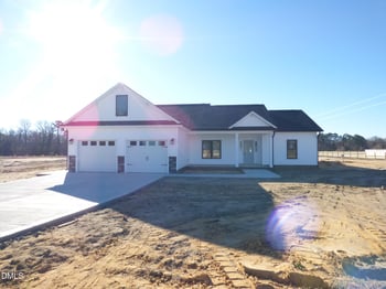 628 Tart Town Rd, Dunn, NC 28334