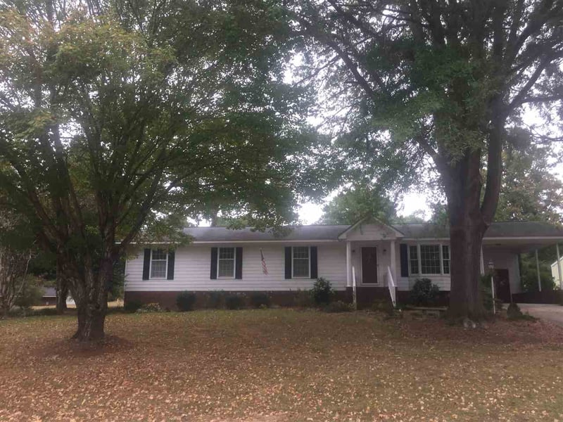 628 Yates Pl, Zebulon, NC 27597
