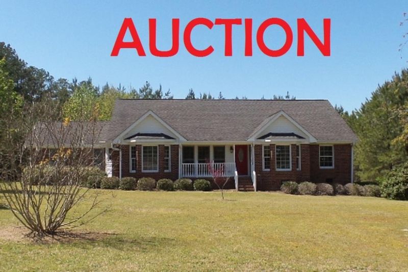 6282 Jefferson Davis Hw, Sanford, NC 27332