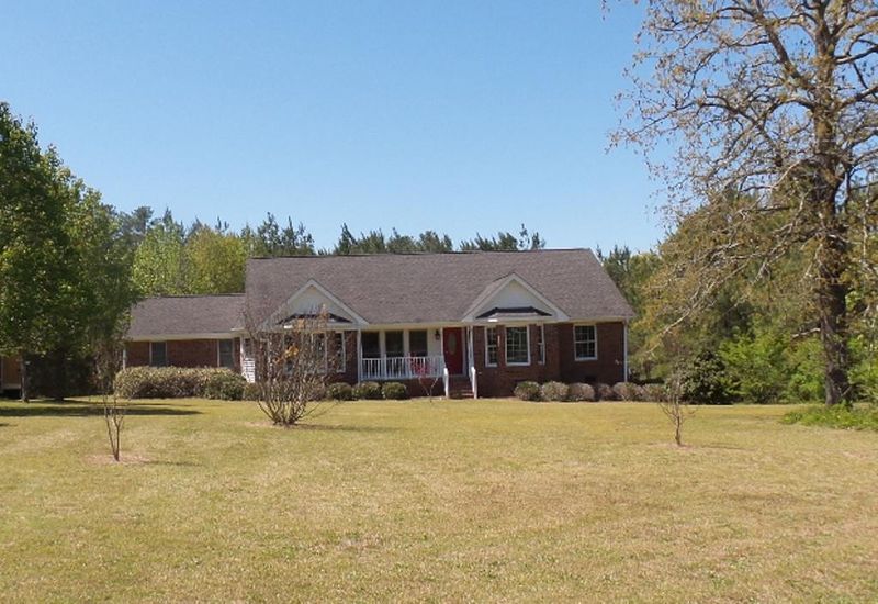 6282 Jefferson Davis Hw, Sanford, NC 27332