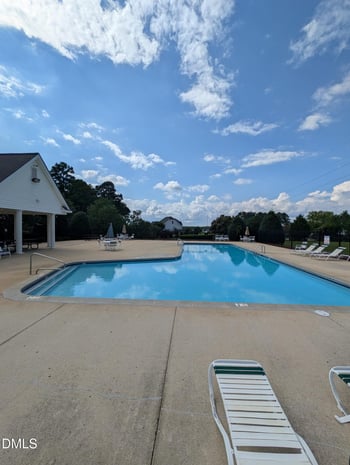 629 Avondale Dr, Clayton, NC 27520